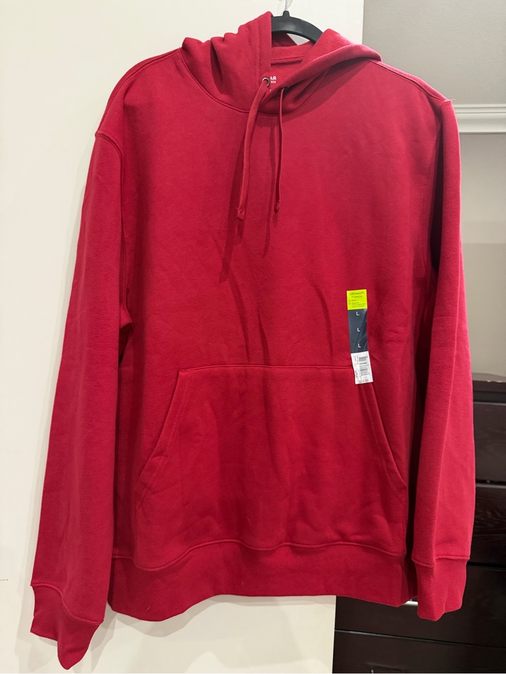 Red Pullover Hoodie - Classic Cozy Style